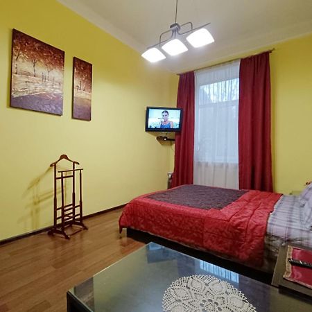 Apartment Anna Lviv Exterior photo