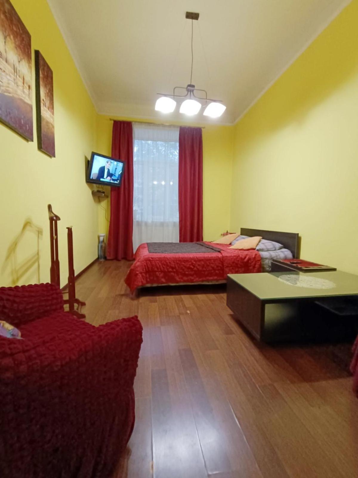 Apartment Anna Lviv Exterior photo