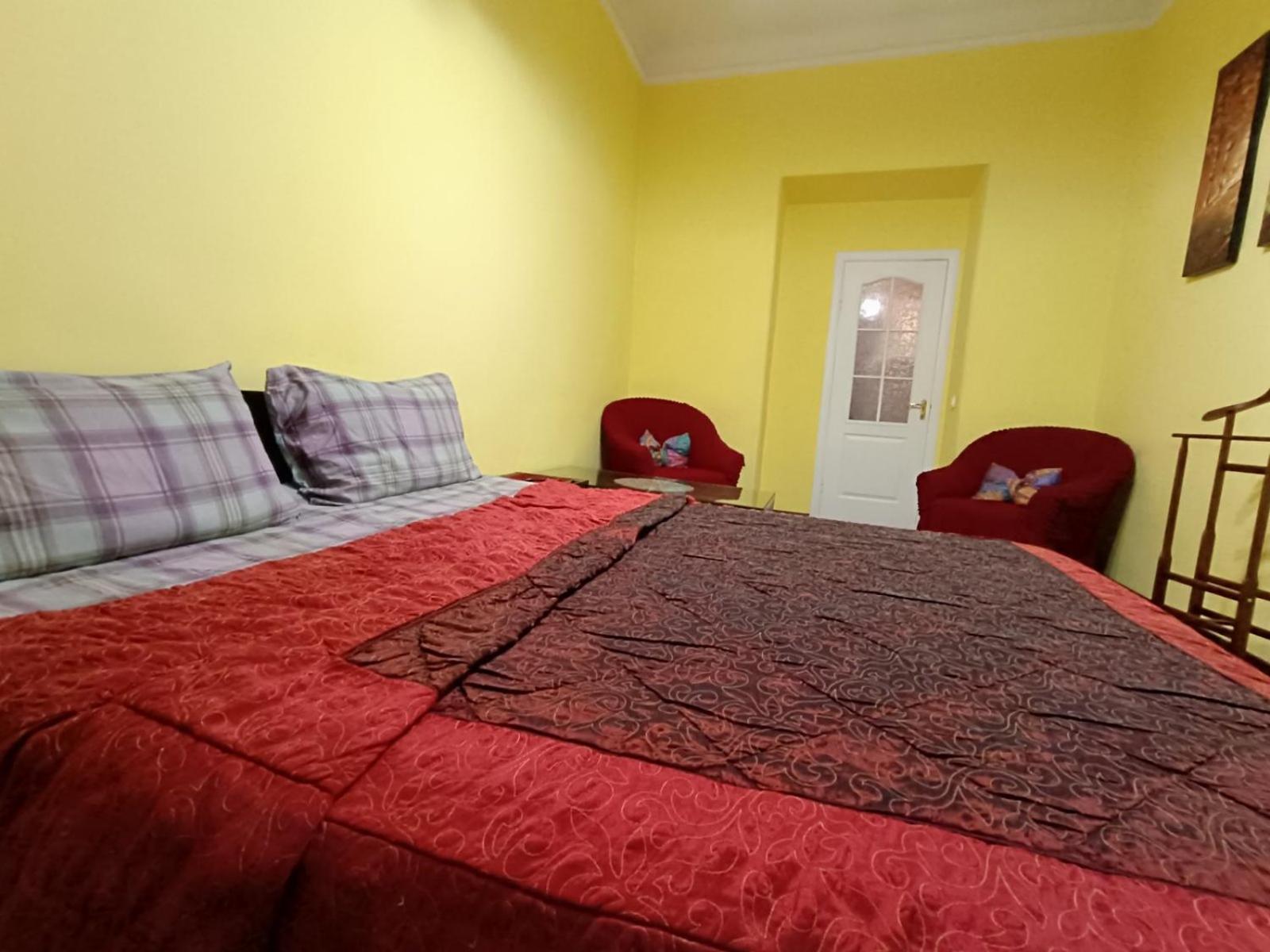 Apartment Anna Lviv Exterior photo